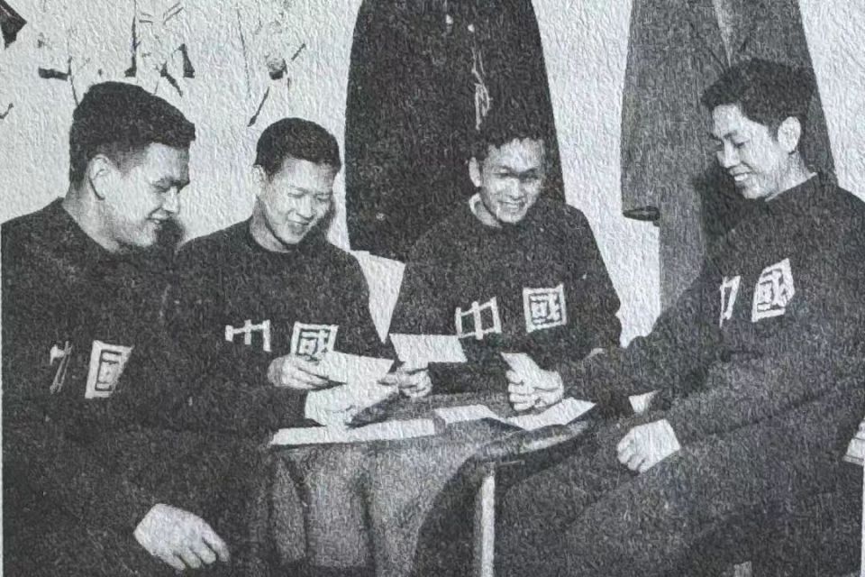 通常使用, 或许更熟悉, 墨镜